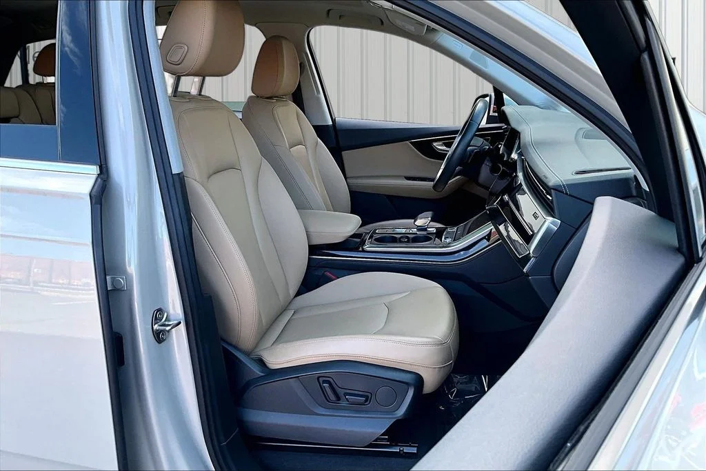 Used 2023 Beige Audi 55 Premium Plus image 27