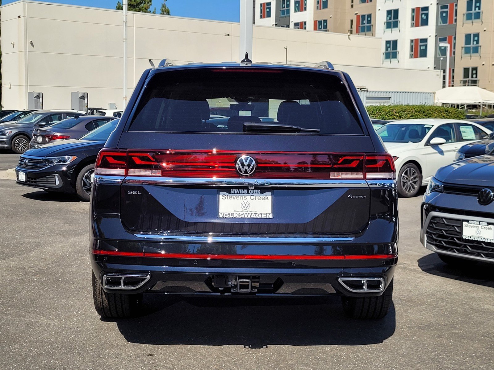 2025 Volkswagen Atlas SEL Premium R-Line - Photo 5
