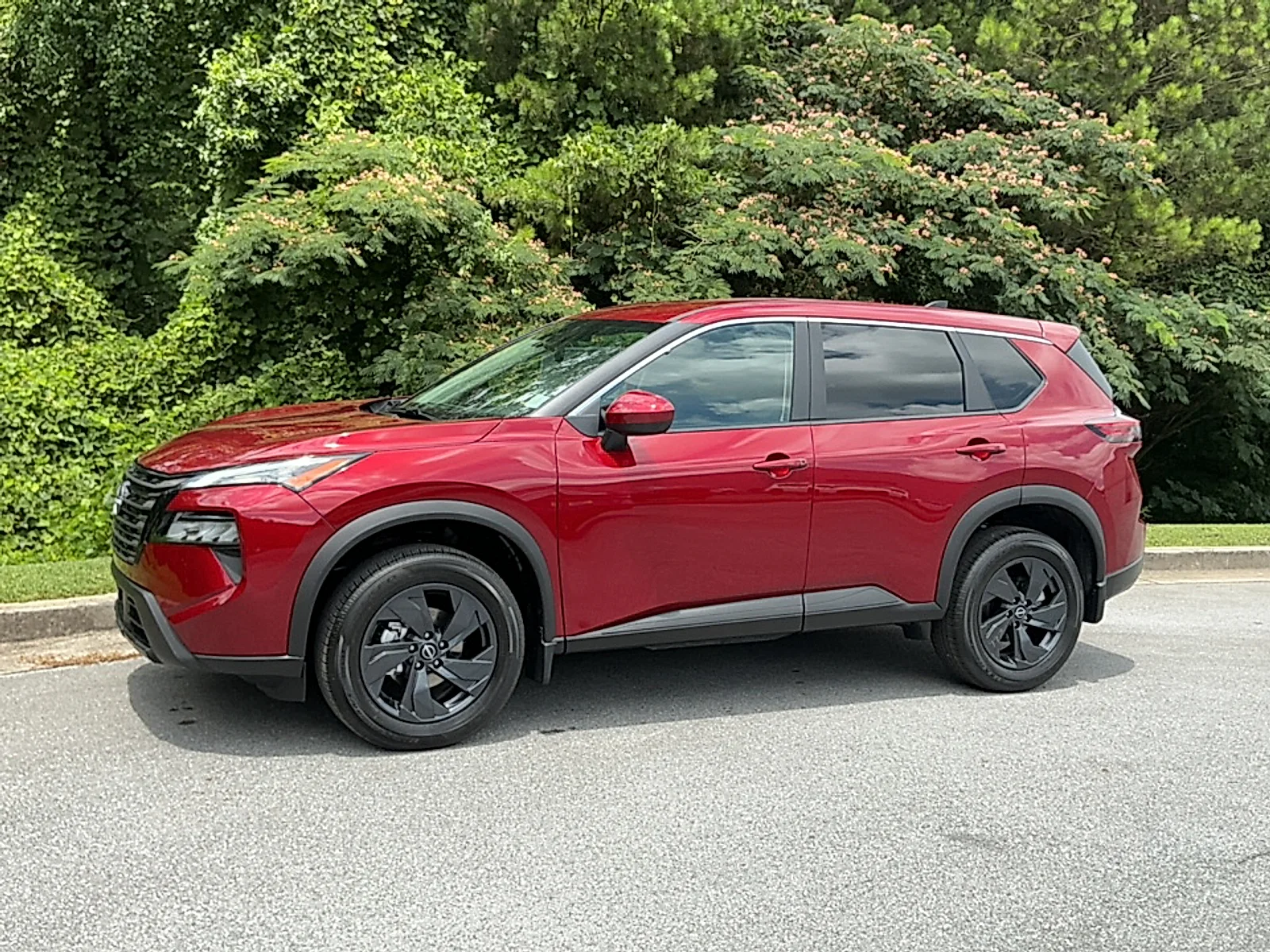 New 2026 Scarlet Ember Tintcoat Nissan SV image 4