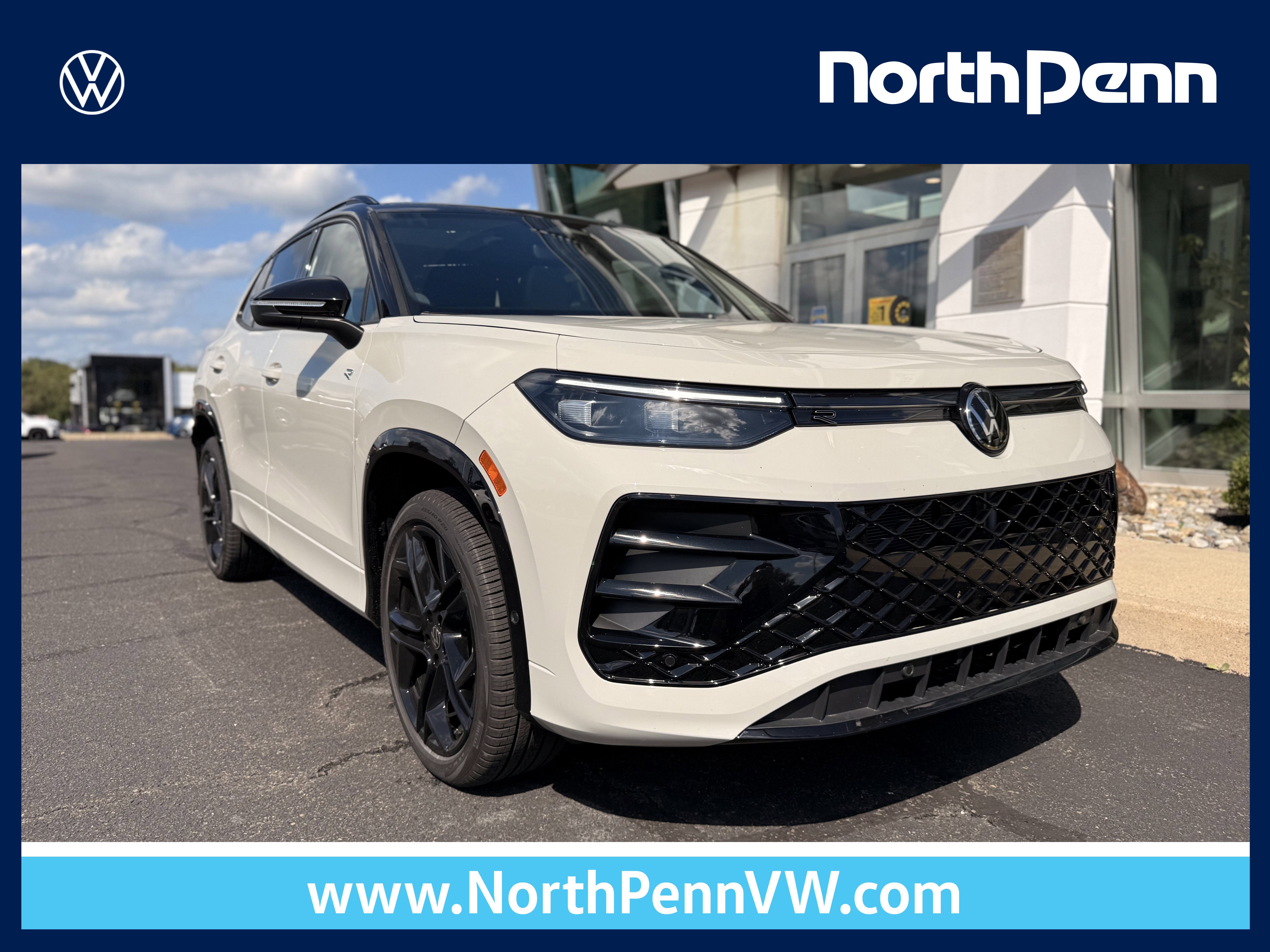 2026 Volkswagen Tiguan 2.0T SE R-Line Black 4Motion's photo