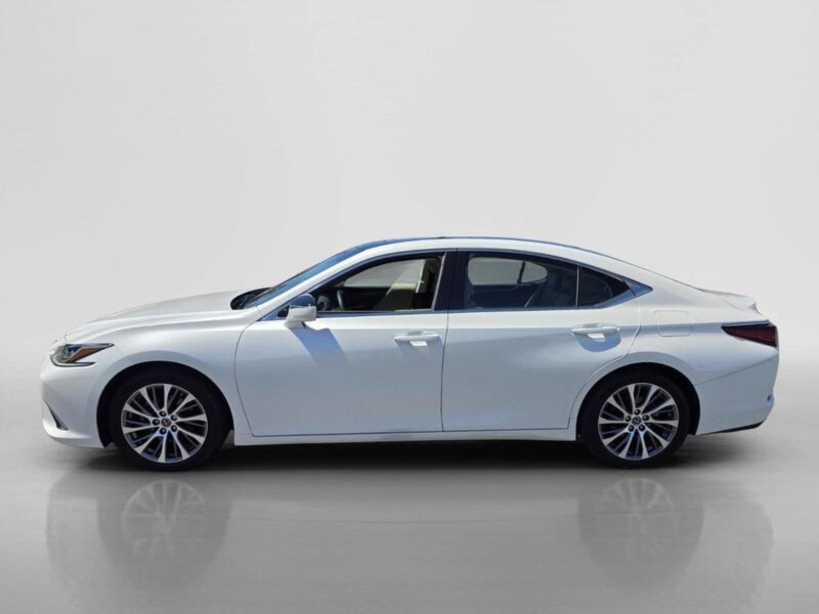 Used 2019 WHITE Lexus ES 350 image 2