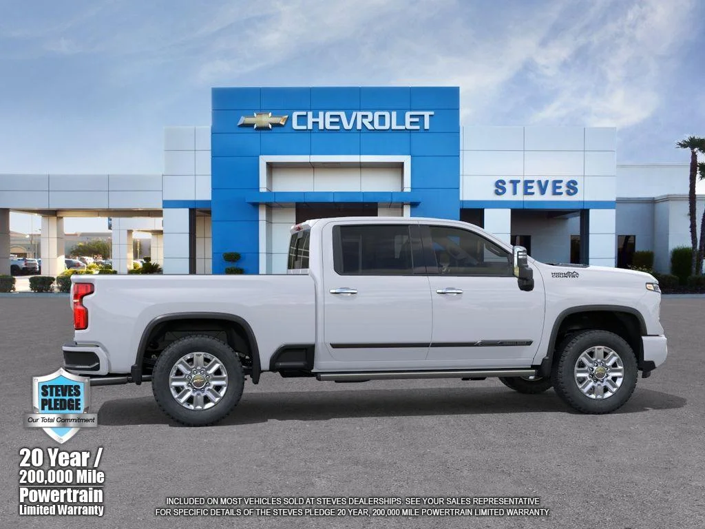 New 2026 Polar White Tricoat Chevrolet High Country image 5