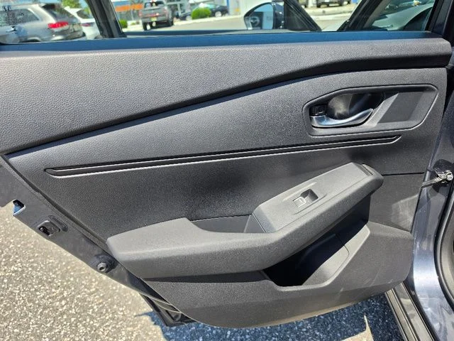 2025 Honda Accord LX - Photo 23