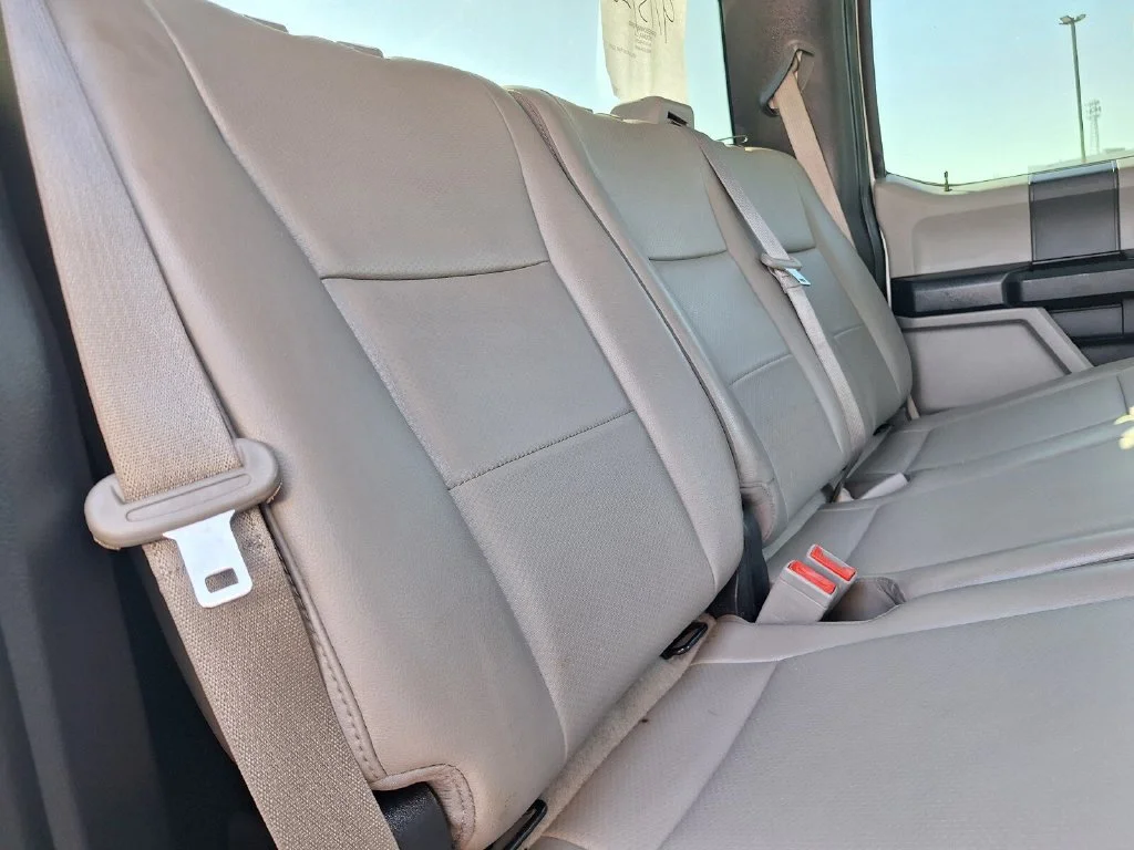 Used 2019 Oxford White Ford XL image 29