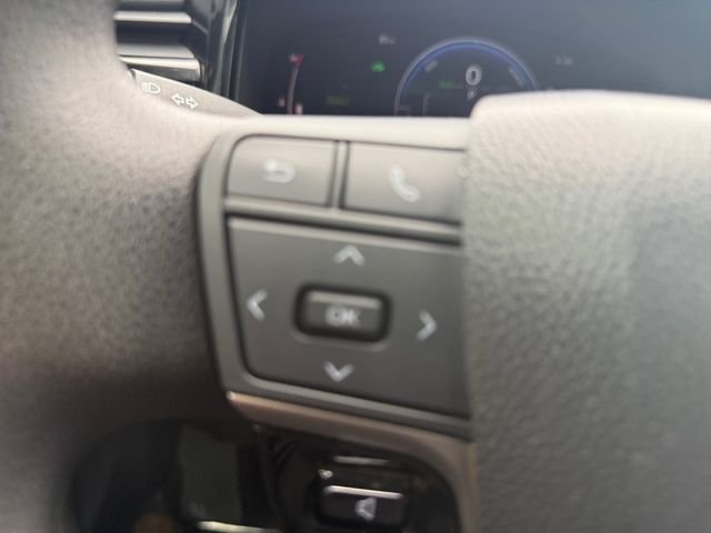 Used 2025 UNDERGROUND Toyota LE image 11