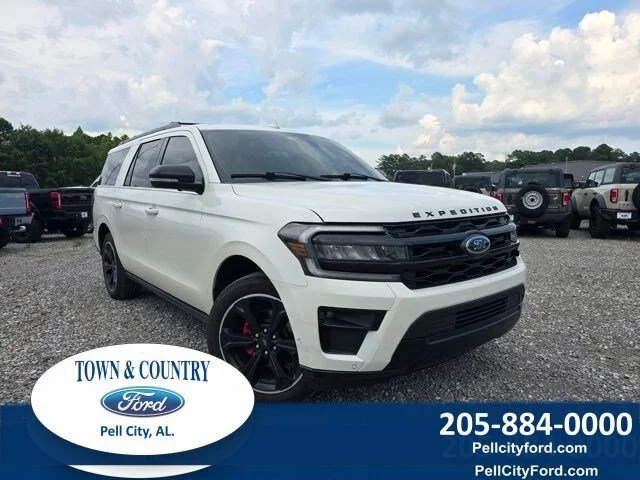 Certified Used 2022 Star White Ford Limited image 32