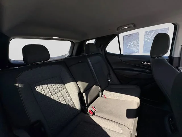 Used 2024 Summit White Chevrolet LT image 29