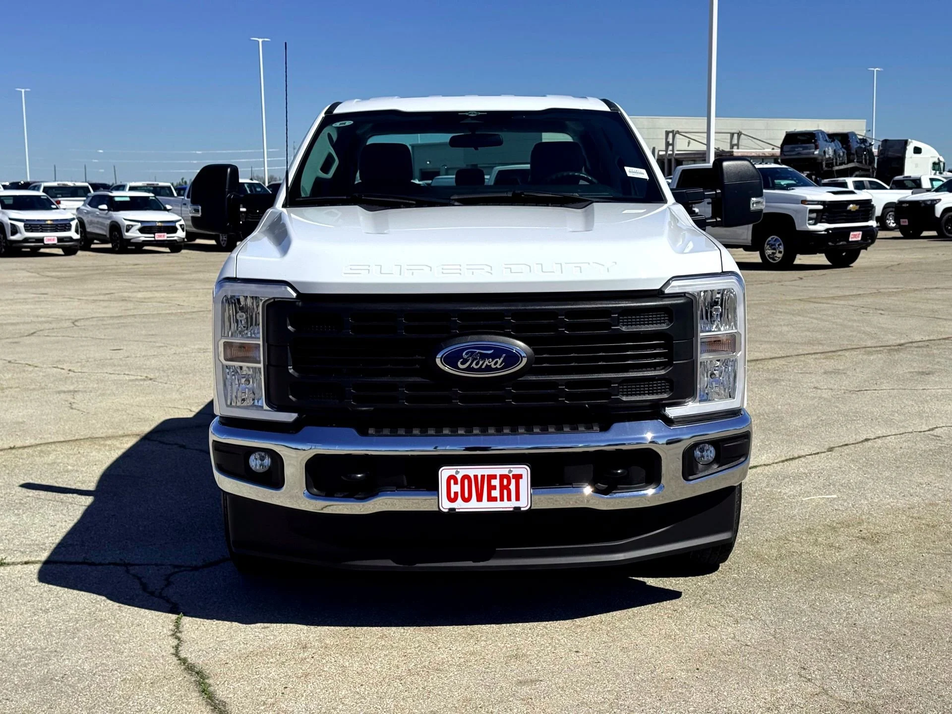 Used 2023  Ford XL image 4