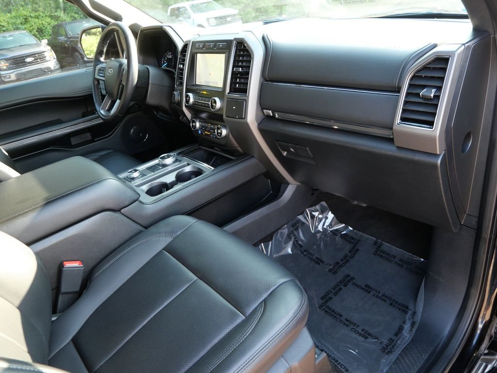 Used 2021 Black Ford XLT image 11