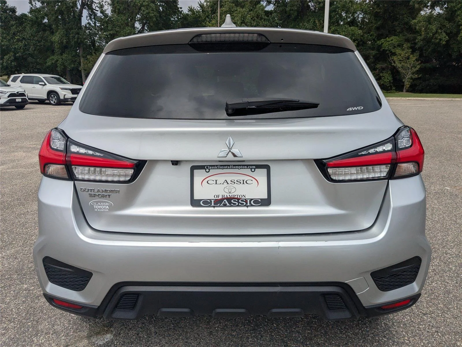 Used 2025  Mitsubishi S image 5