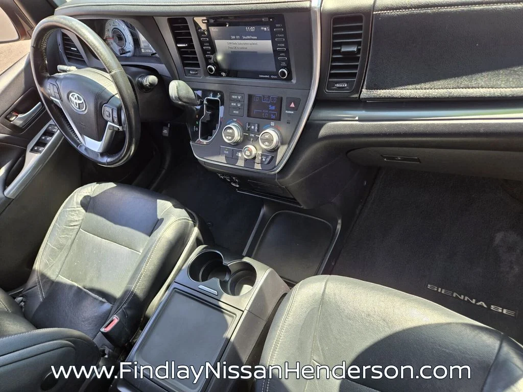 Used 2018 Red Toyota SE Premium image 19