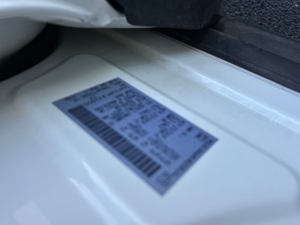 Used 2023 White Nissan SL image 22
