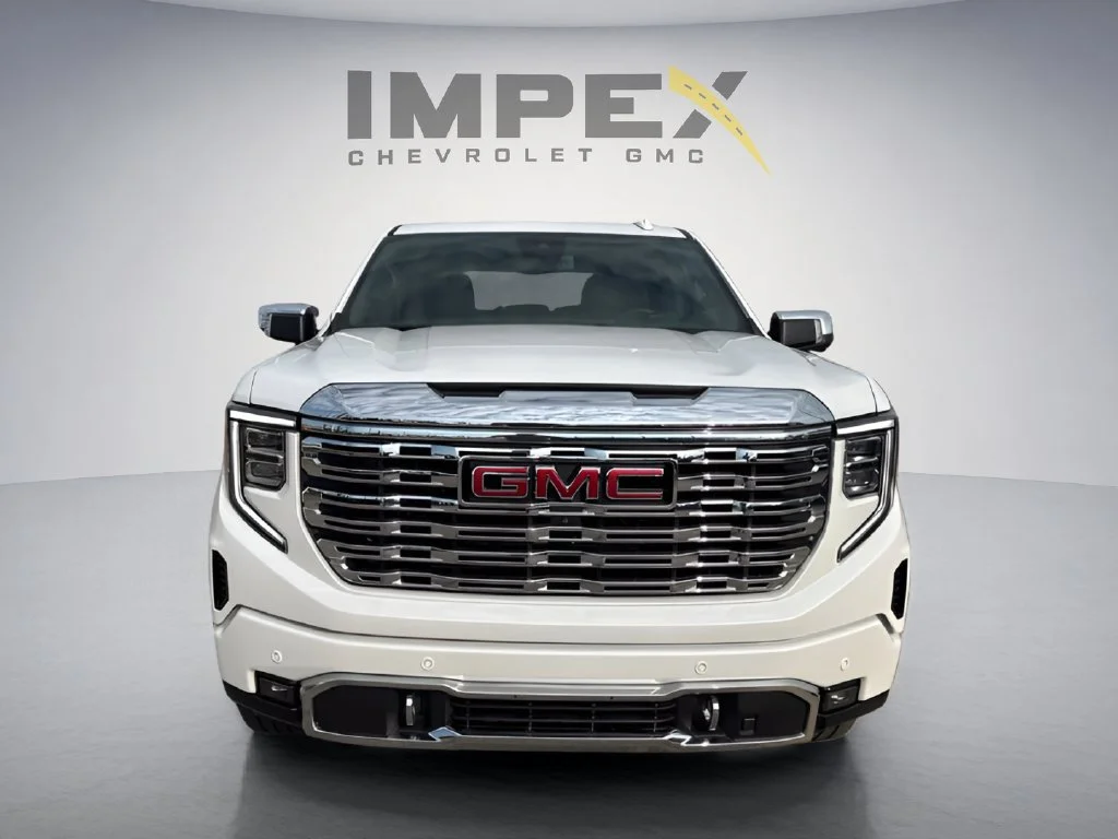 Used 2022 WHITE FROST TRICOAT GMC Denali image 8