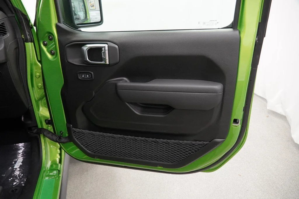 2026 Jeep Wrangler 2-Door Willys - Photo 30