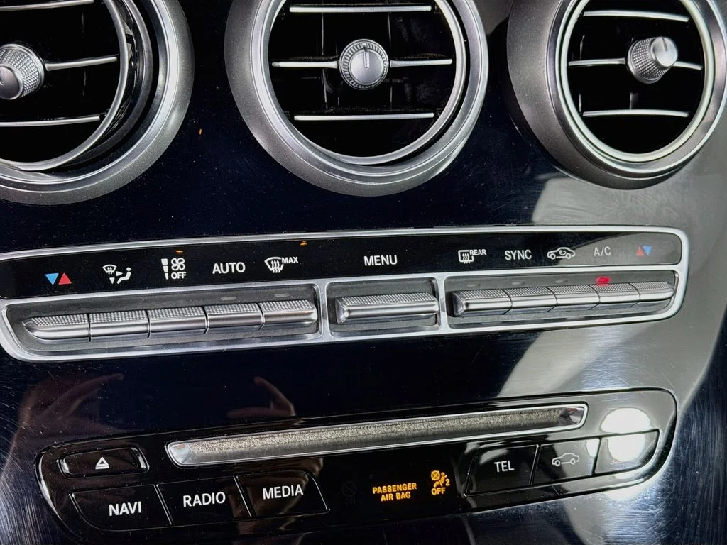 Used 2017  Mercedes-Benz C 300 image 17