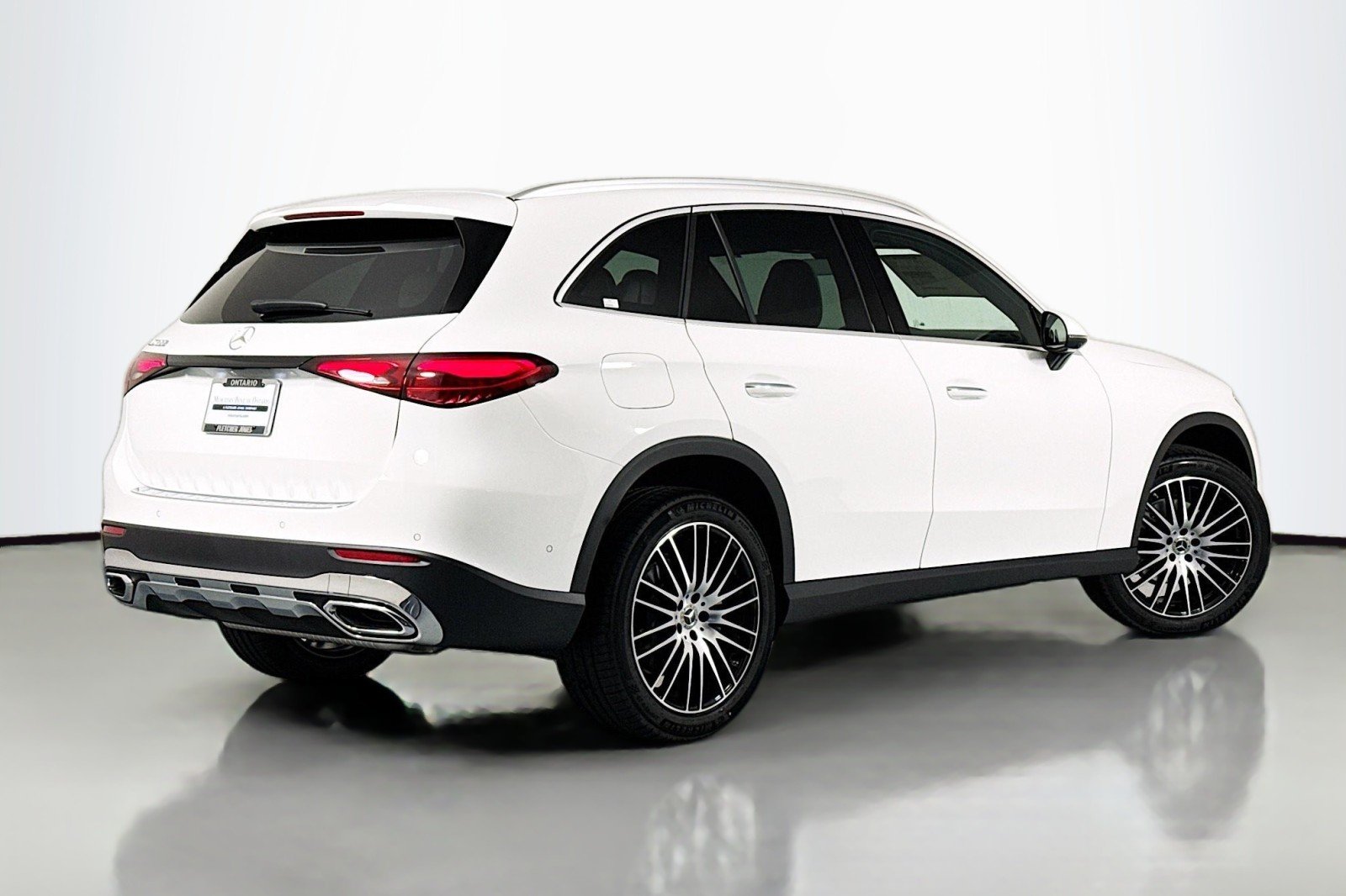 New 2026 Polar White Mercedes-Benz GLC 300 SUV image 11