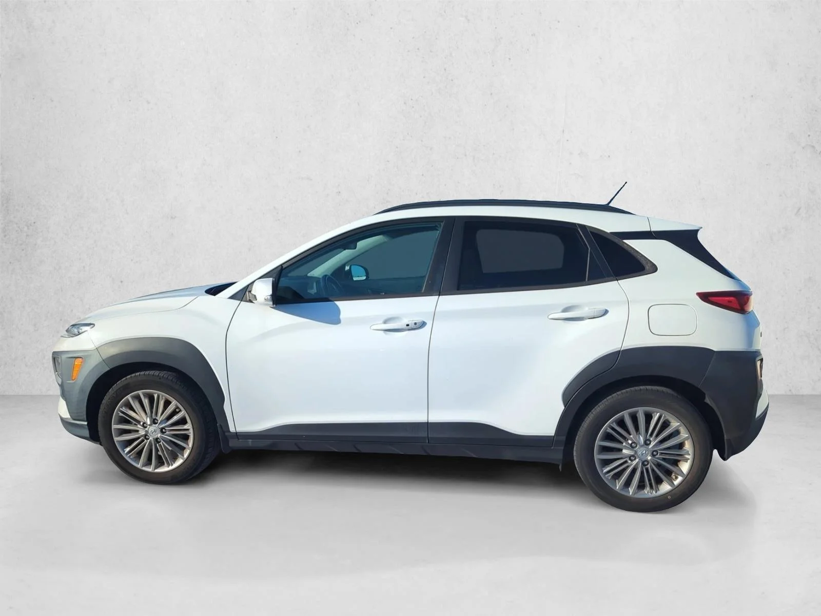 Used 2021 Lunar White Hyundai SEL image 6
