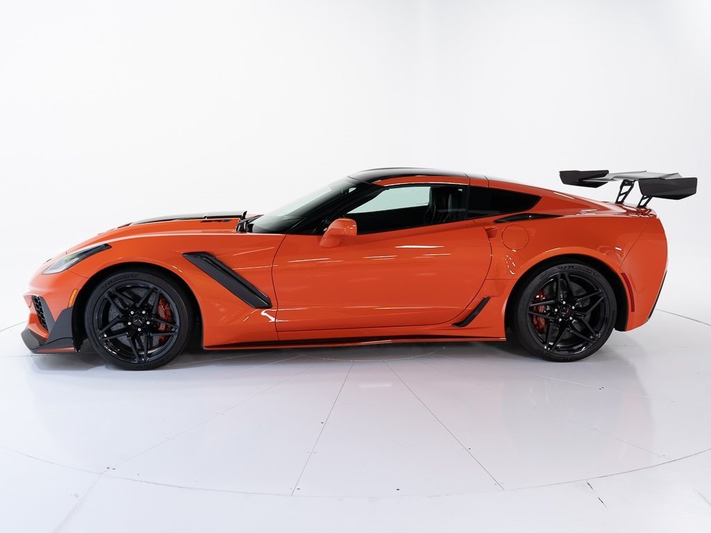 2019 Chevrolet Corvette ZR1 3ZR photo 2