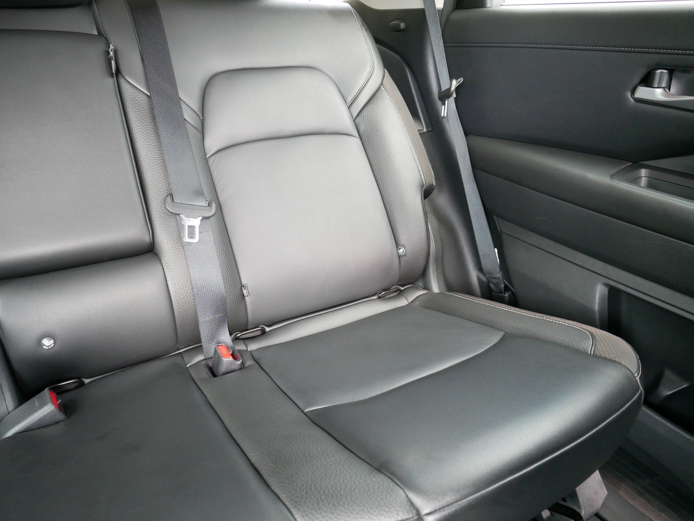 Certified Used 2024 Scarlet Ember Nissan SL image 14