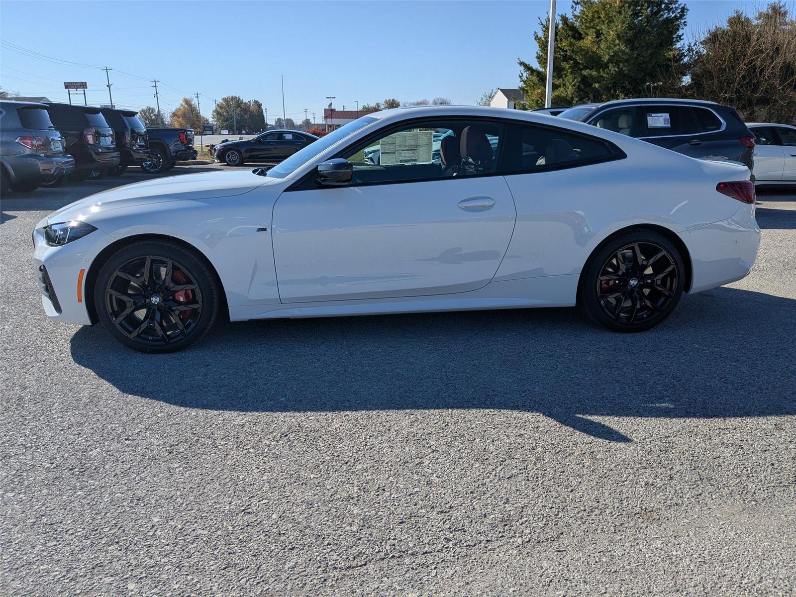 2026 BMW 4 Series M440i - Photo 8