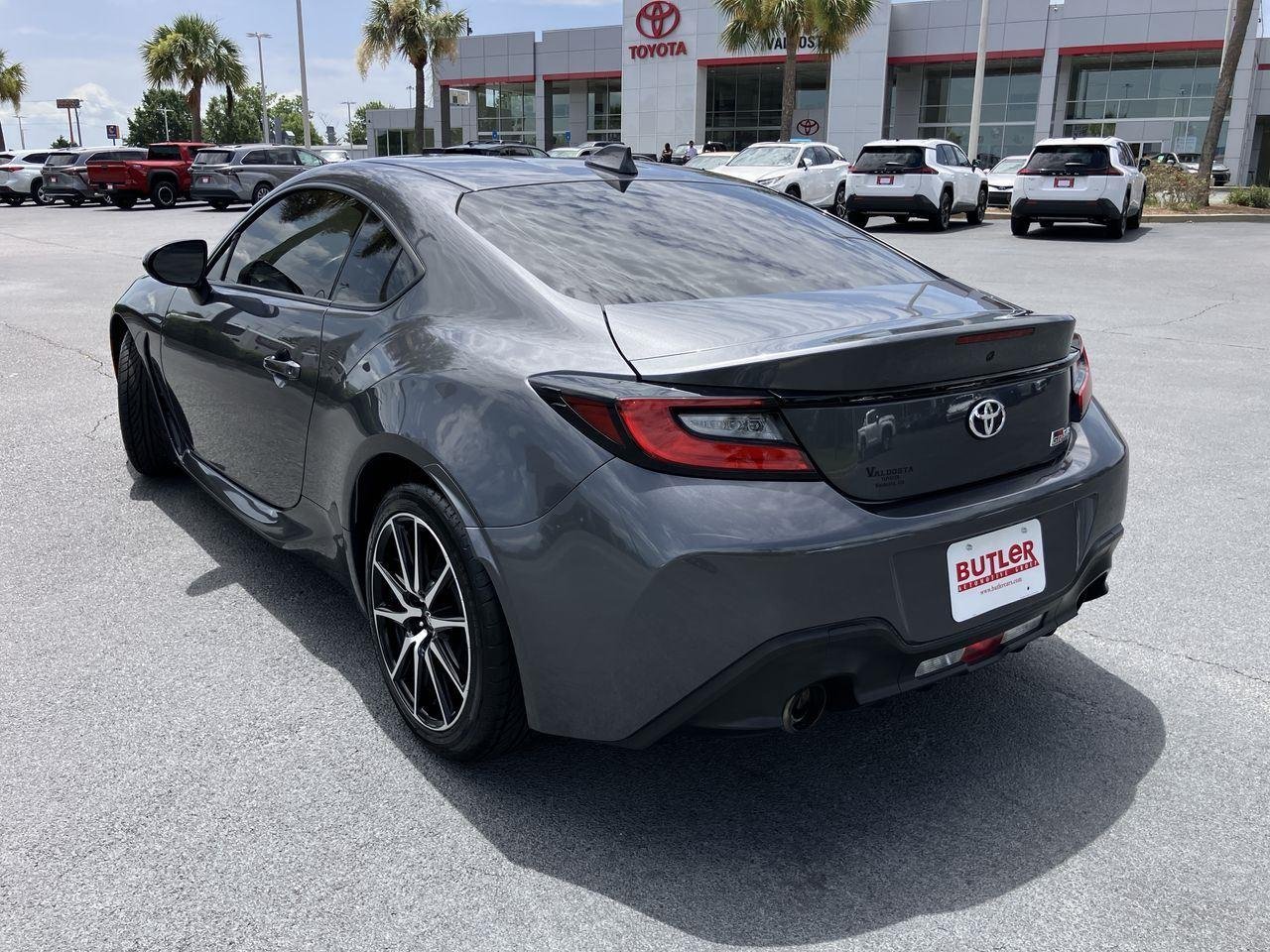 Used 2022 Gray (Pavement) Toyota Base image 3