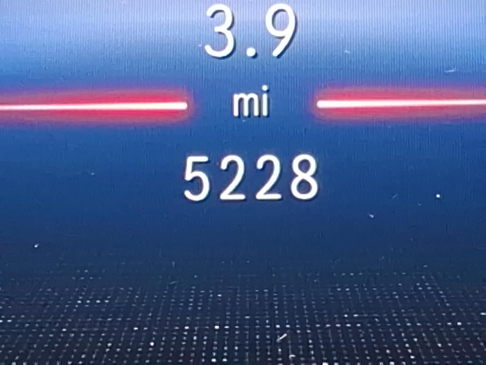 Certified Used 2025  Mercedes-Benz 350 image 29