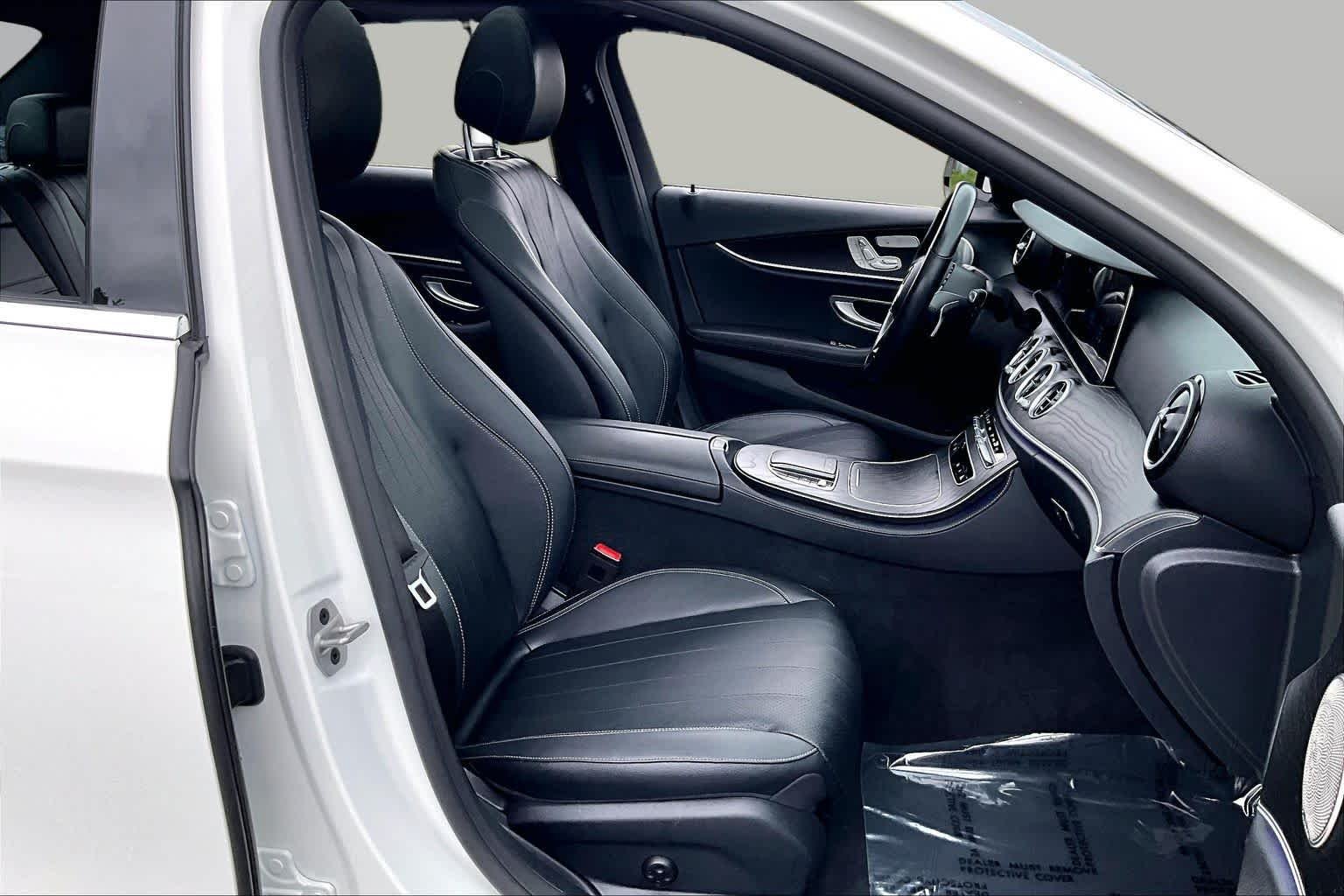 Used 2022 Polar White Mercedes-Benz E 350 image 9