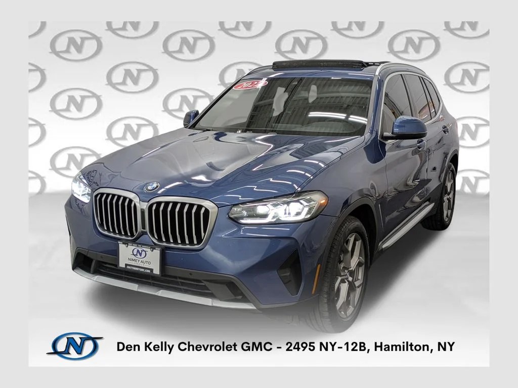 Used 2022 Blue BMW xDrive30i image 1