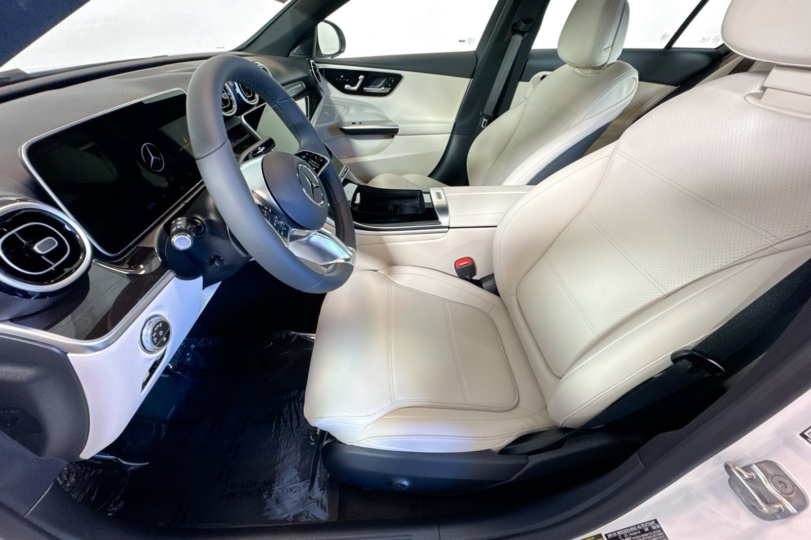 New 2026 Polar White Mercedes-Benz C 300 image 18