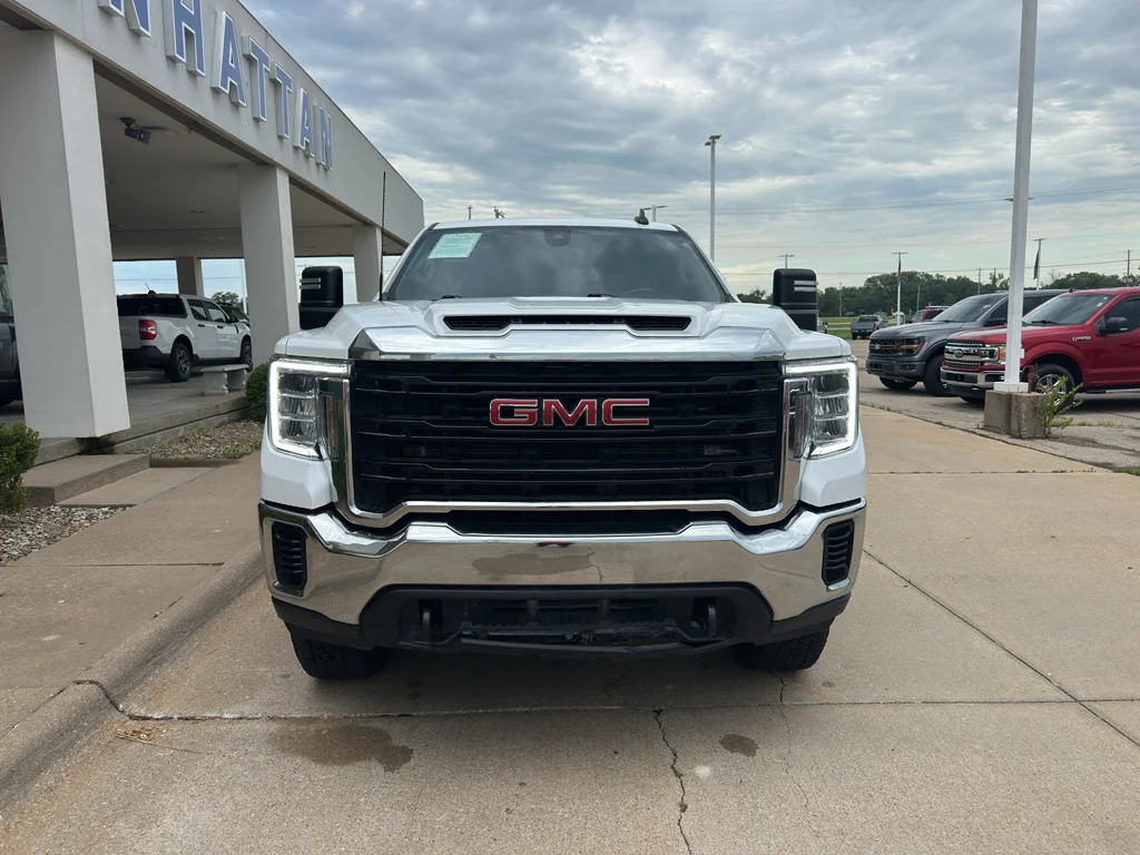 Used 2023 Summit White GMC Pro image 13