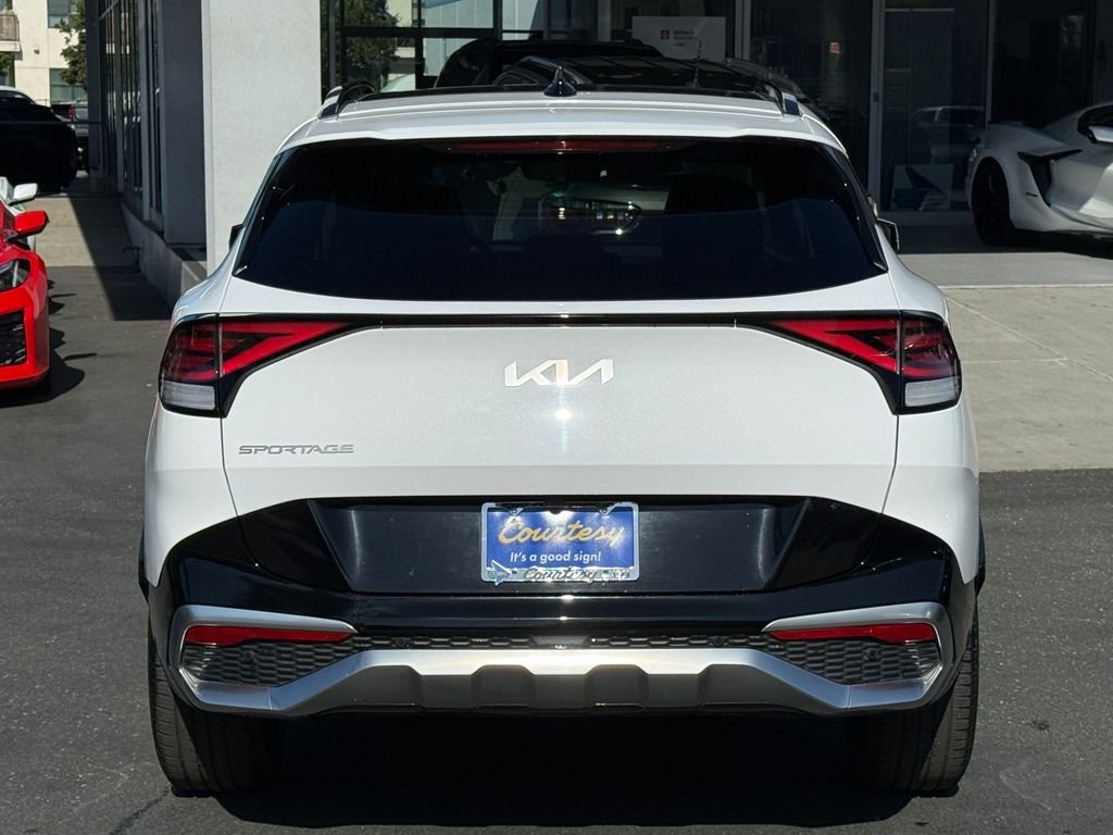 Used 2023 White Kia SX-Prestige image 8