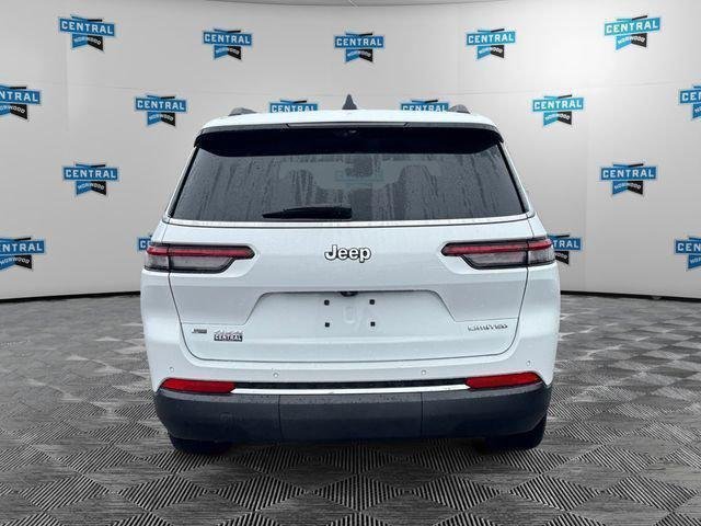 Used 2022 Bright White Clearcoat Jeep Limited image 5