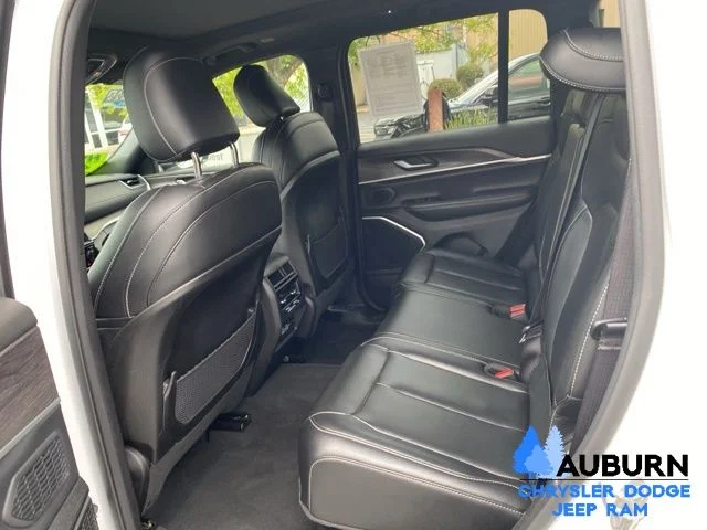 Used 2024 White Jeep 4xe image 26
