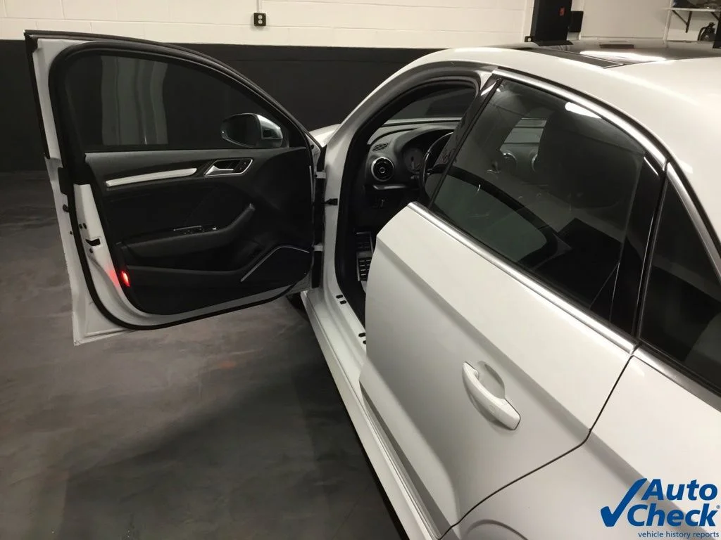 Used 2016 White Audi 2.0T Prestige image 20