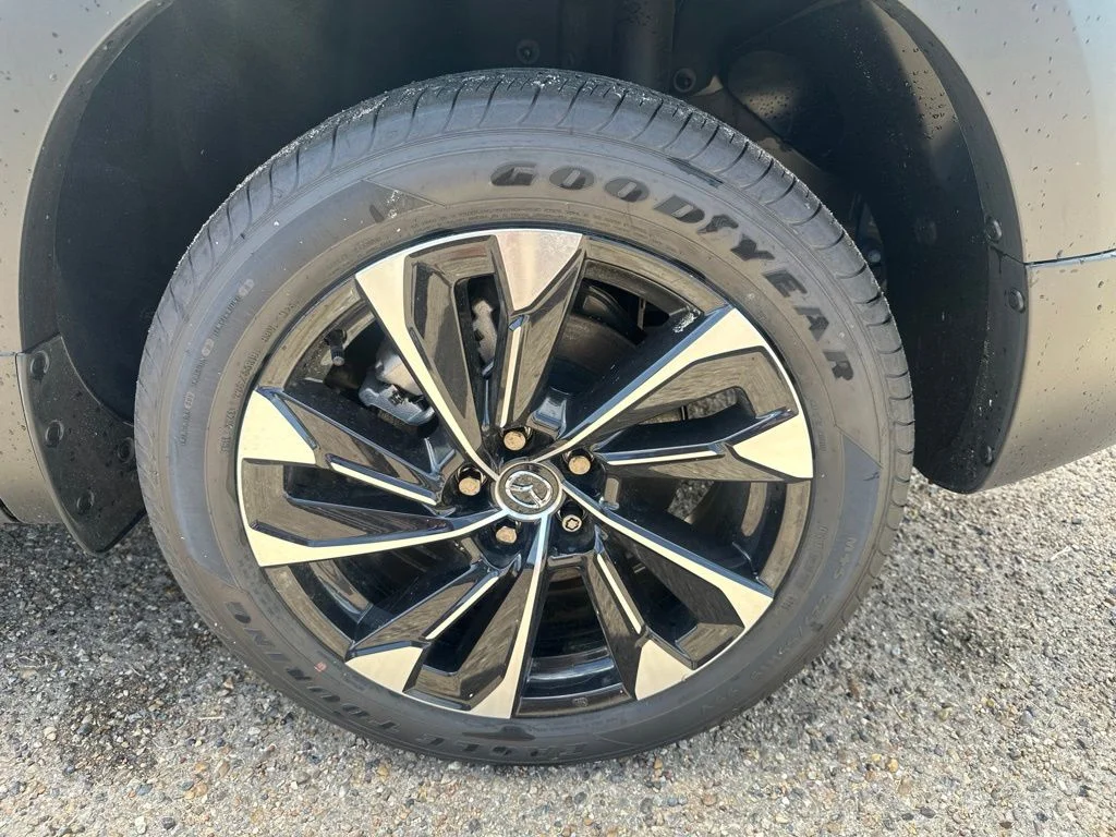New 2026 Wind Chill Pearl Mazda Premium Plus AWD image 21