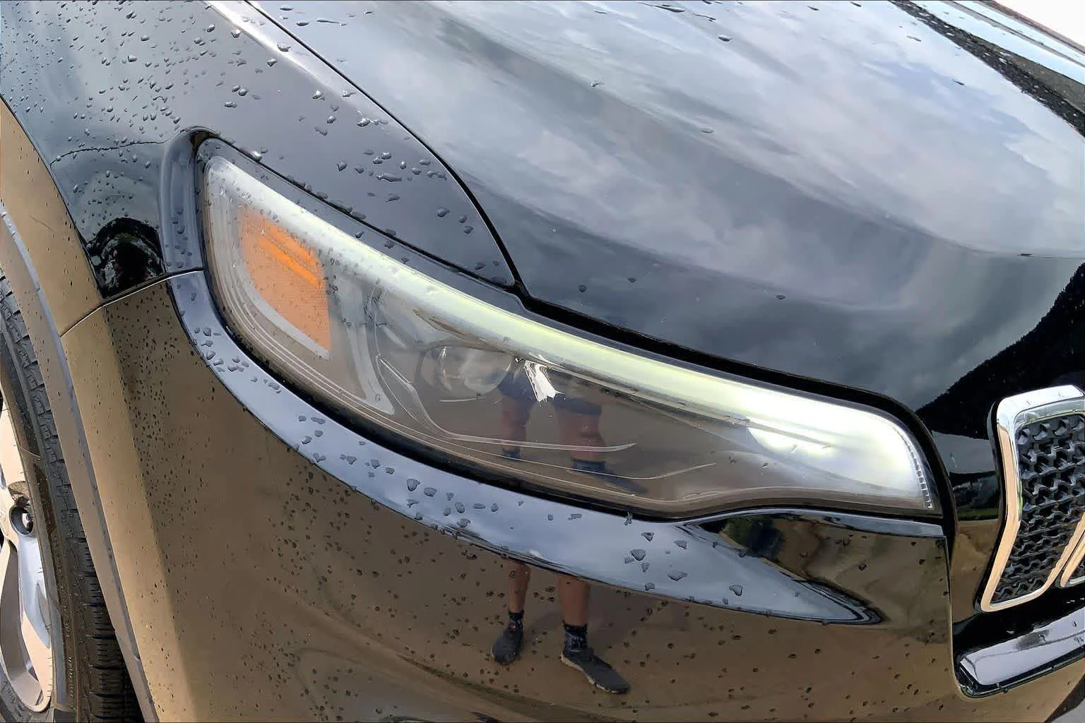 Used 2019 Diamond Black Crystal Pearlcoat Jeep Limited image 27