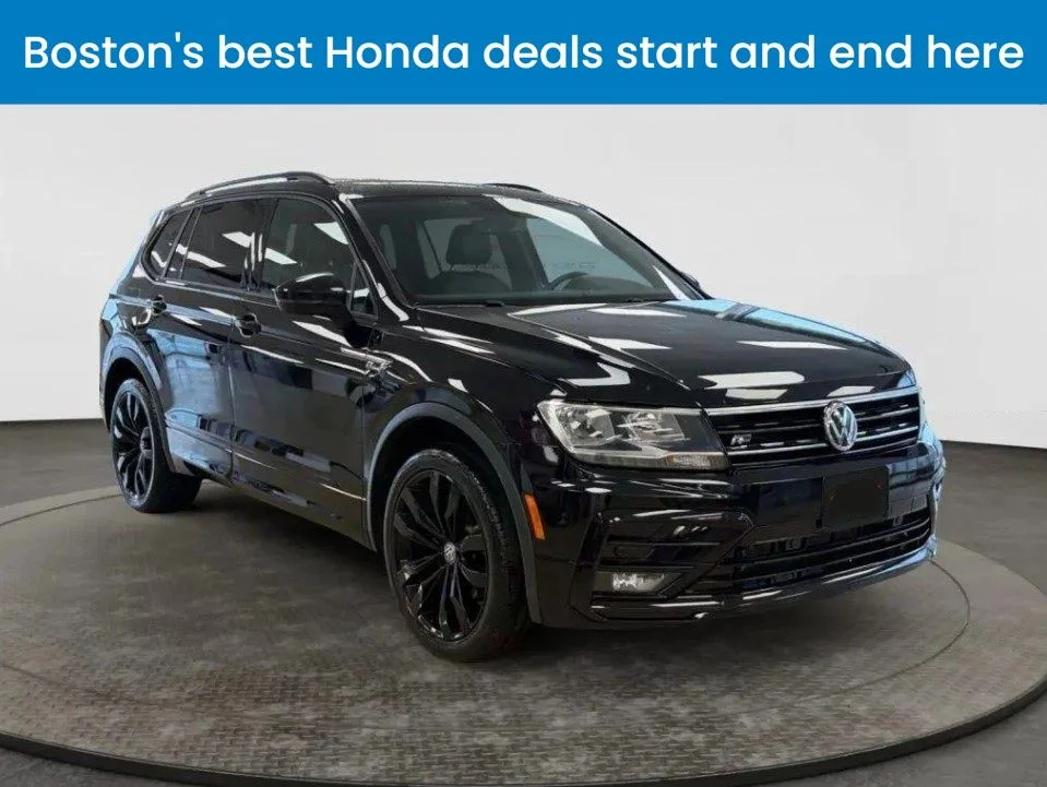 Used 2021 Black Volkswagen 2.0T SE R-Line Black image 1