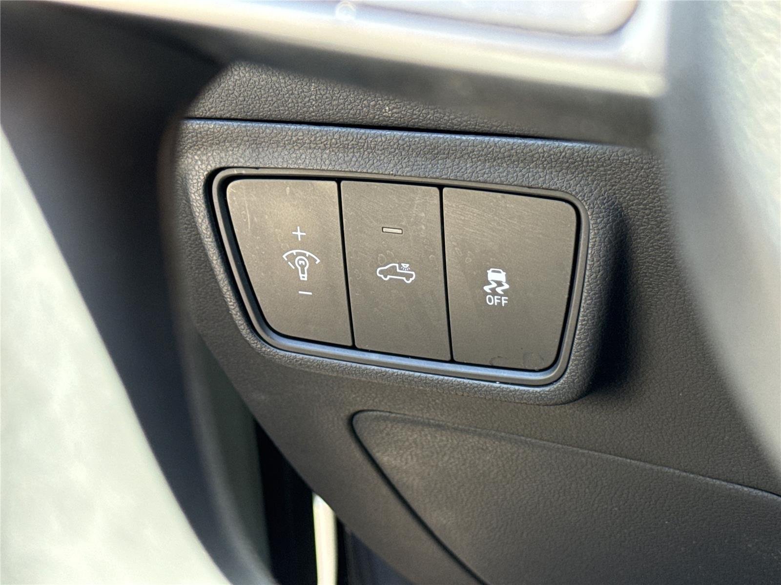 Used 2024 Sage Gray Hyundai SEL image 21