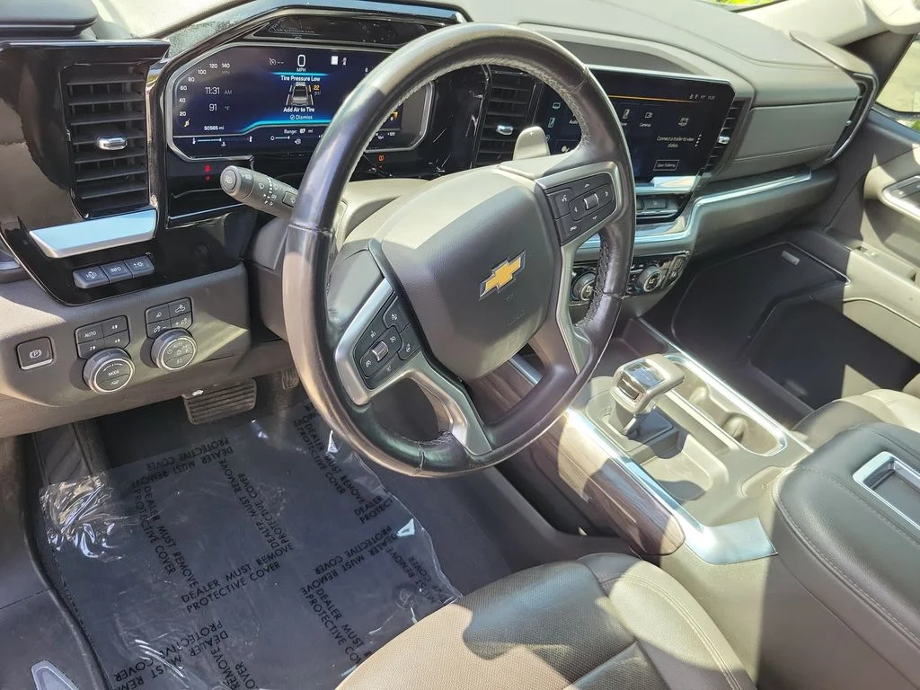 Used 2022 Black Chevrolet LTZ image 23