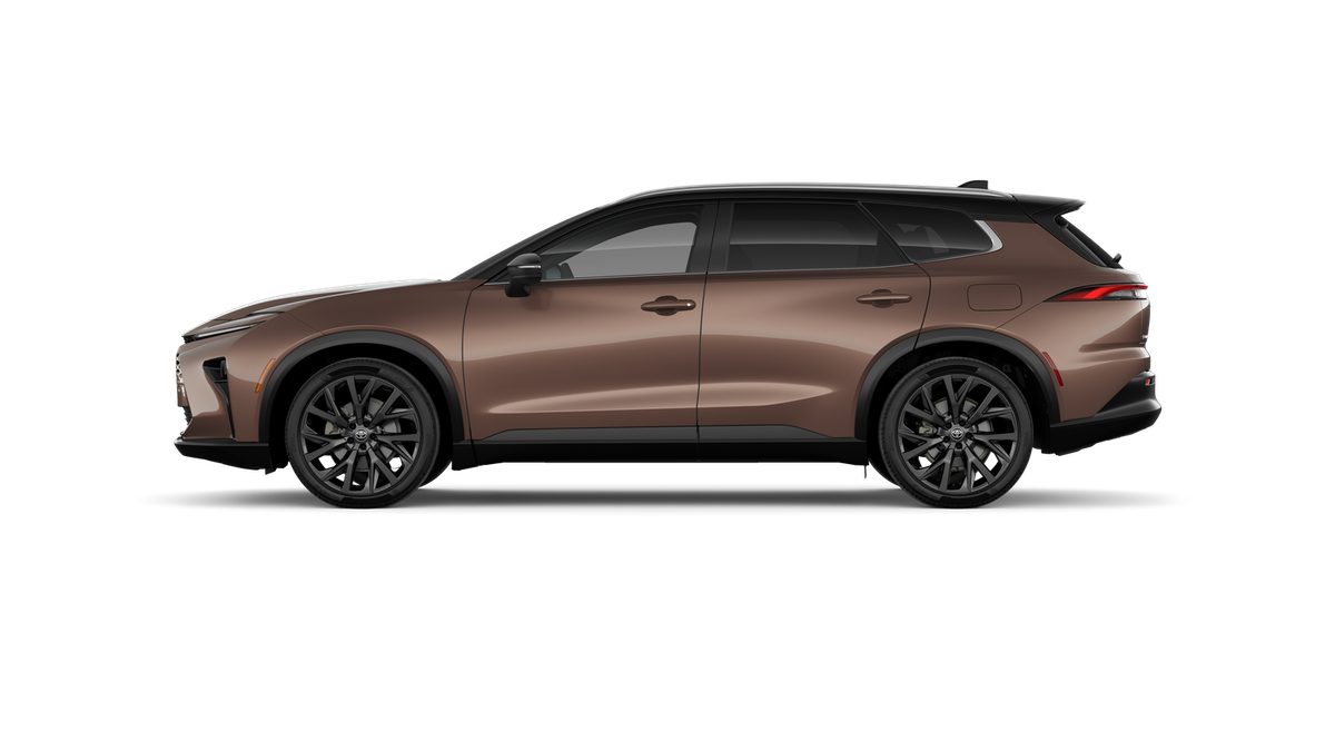 New 2026 Bronze Age with Black roof Toyota Limited image 4