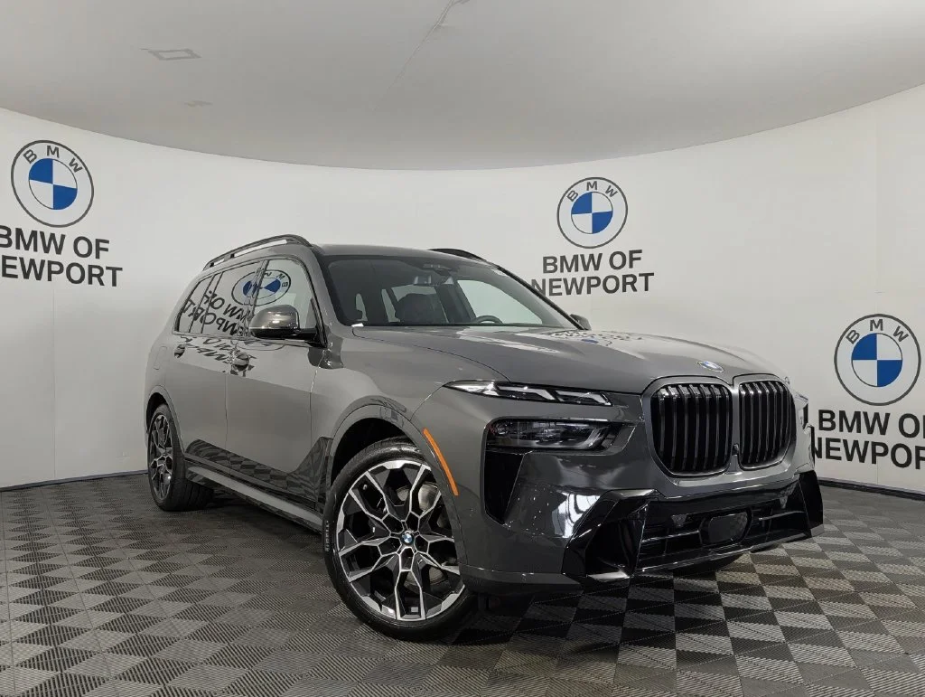 New 2027 Gray BMW xDrive40i image 3