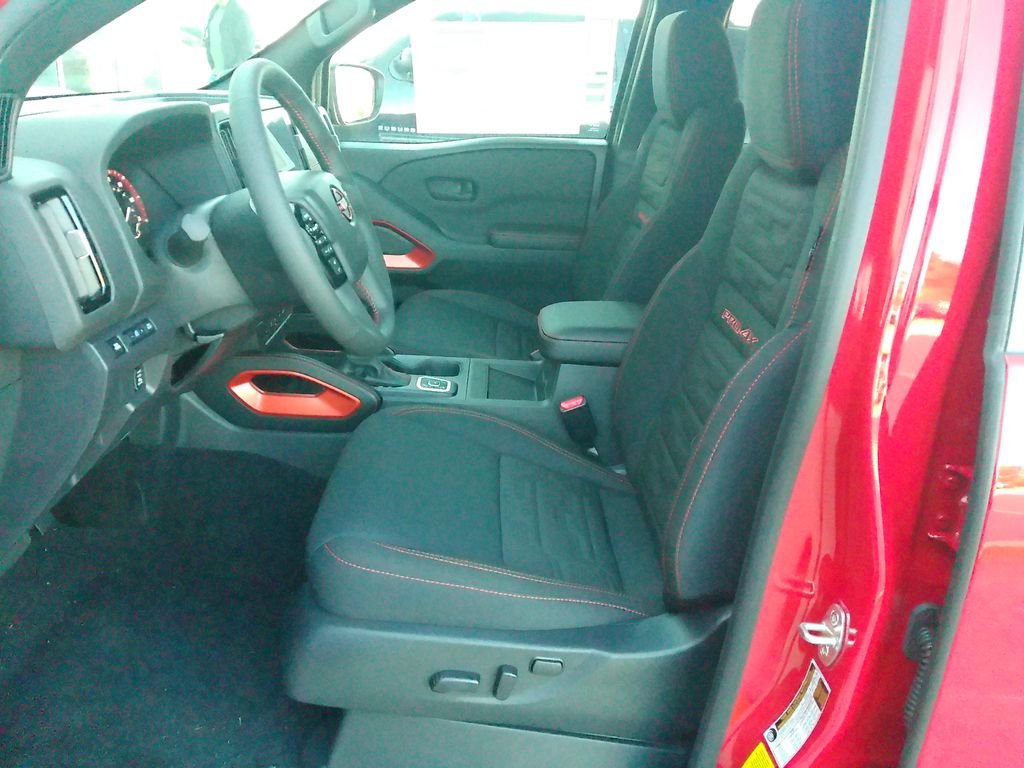 2026 Nissan Frontier PRO-4X - Photo 9