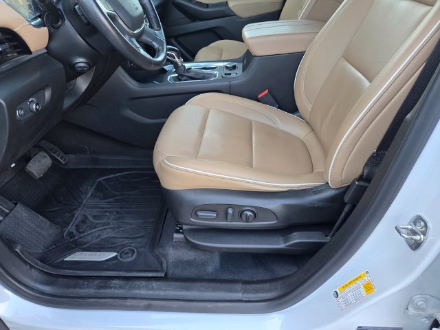 Used 2022 Beige Chevrolet Premier image 16