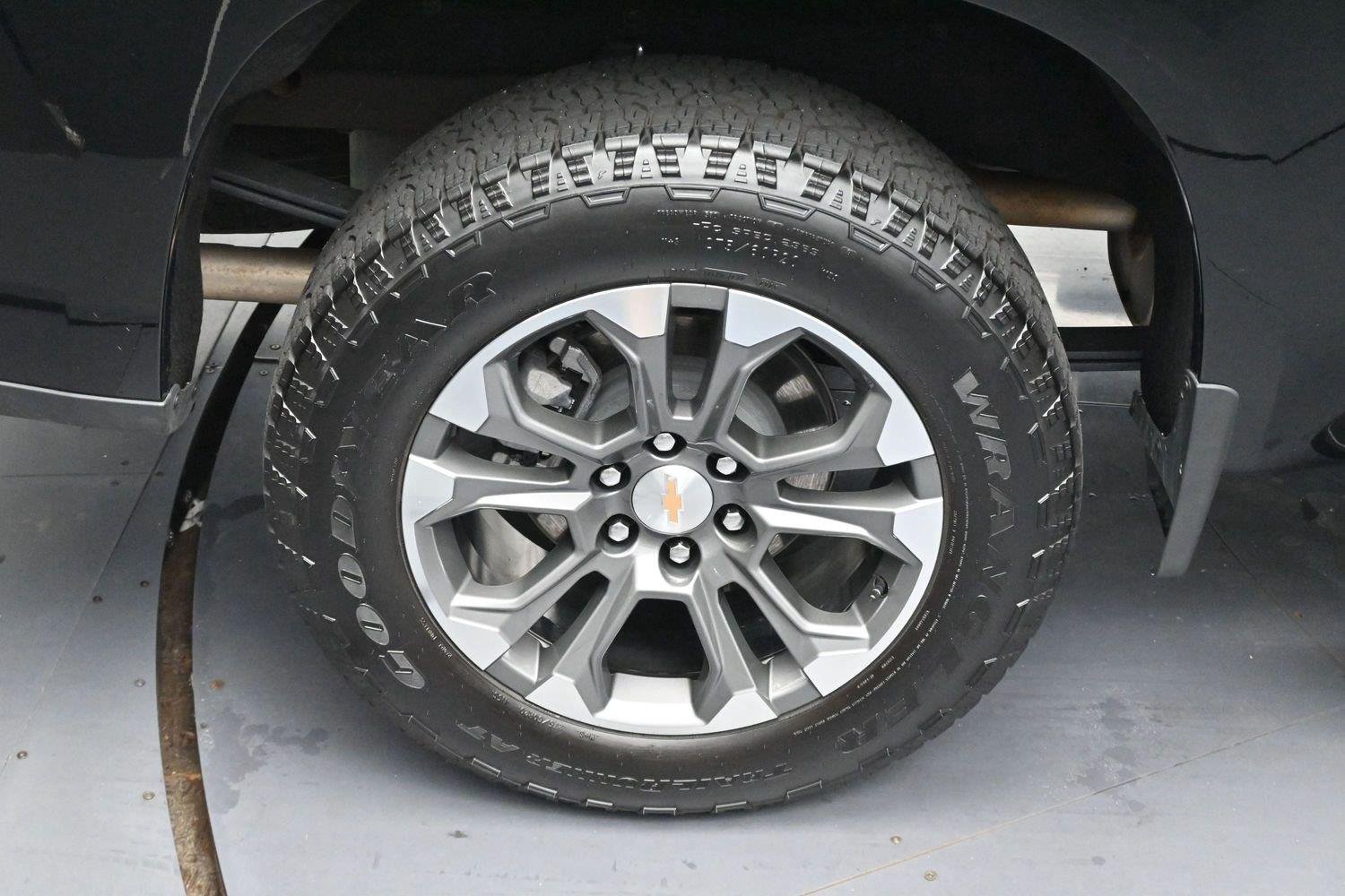 Used 2026 Black Chevrolet High Country image 35