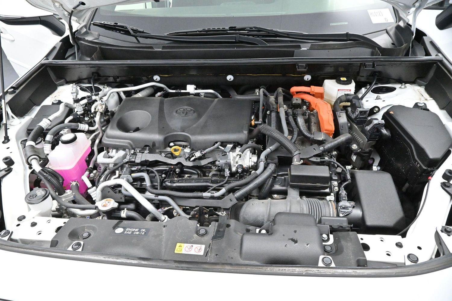 Used 2024 Ice Cap Toyota SE image 34