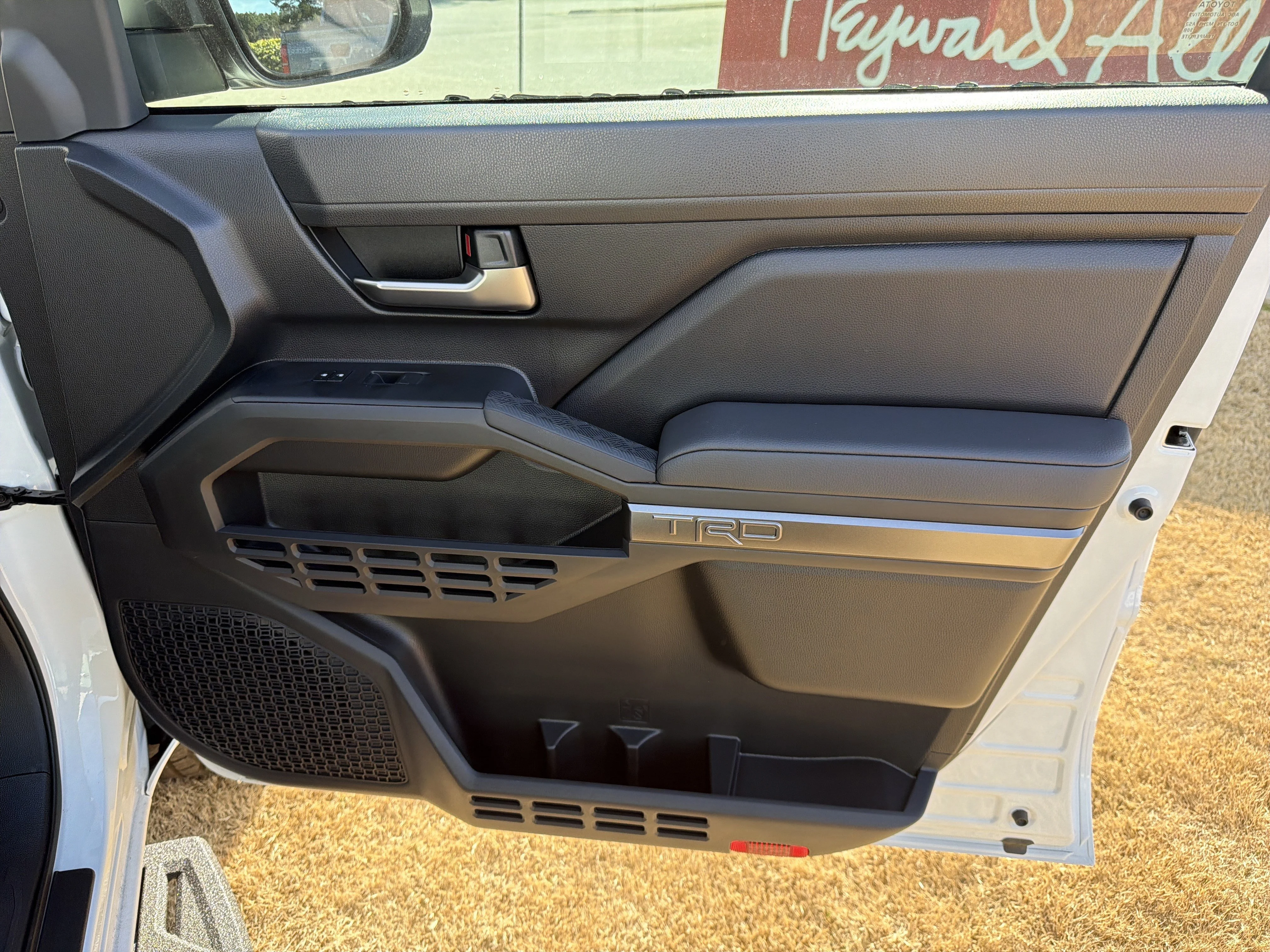 2025 Toyota Tacoma TRD Off Road - Photo 23
