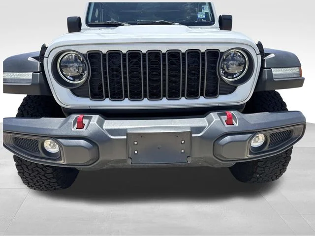 Used 2025 White Jeep Rubicon image 3