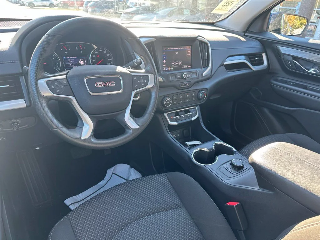 Used 2023 Marine Metallic GMC SLE image 8