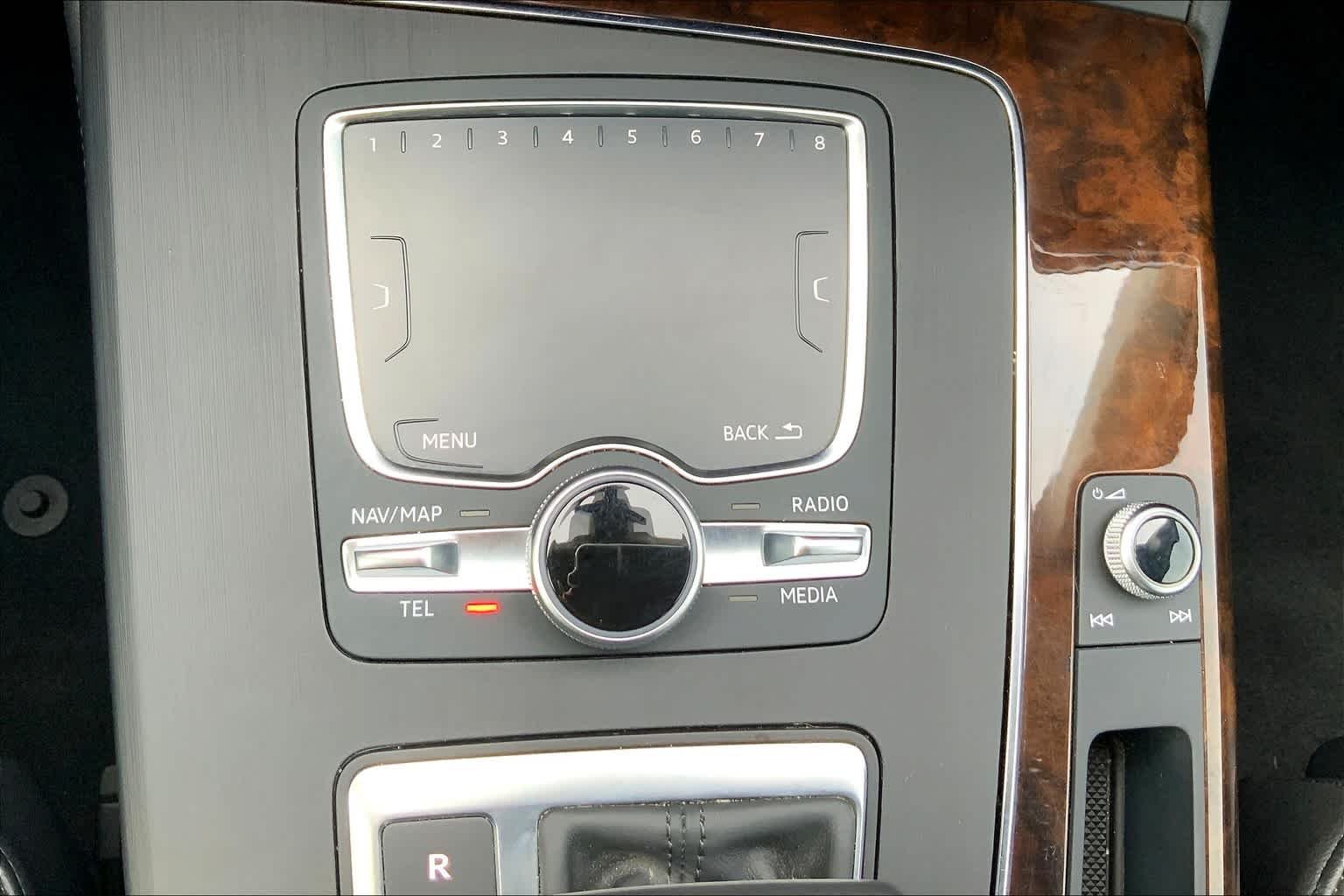 Used 2019 Glacier White Metallic Audi Premium Plus image 25