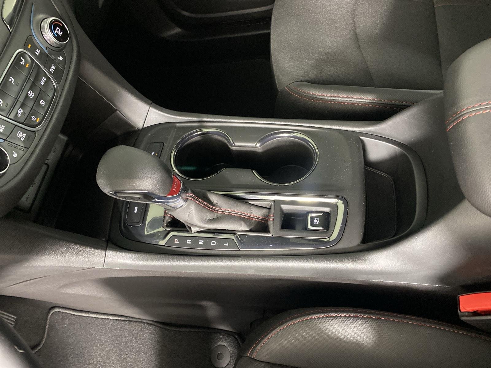 Used 2024 Summit White Chevrolet RS image 22